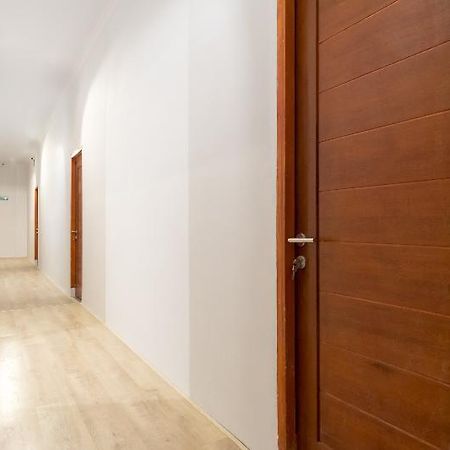Oyo 835 Metropolitan Home Stay Медан Екстериор снимка