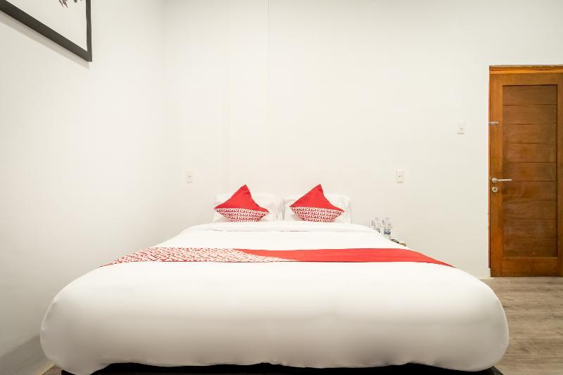 Oyo 835 Metropolitan Home Stay Медан Екстериор снимка