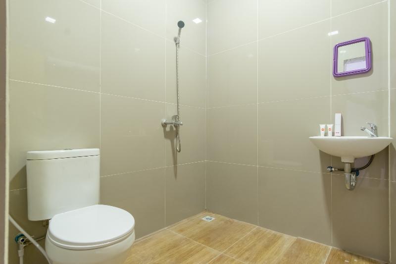Oyo 835 Metropolitan Home Stay Медан Екстериор снимка