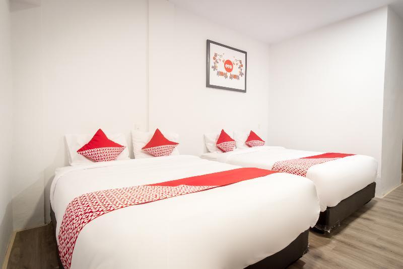 Oyo 835 Metropolitan Home Stay Медан Екстериор снимка