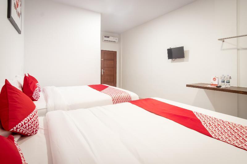 Oyo 835 Metropolitan Home Stay Медан Екстериор снимка